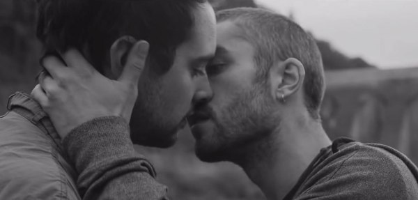 Gay Males Kissing 63